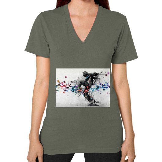 V-Neck (on woman) Lieutenant lvmmstudio